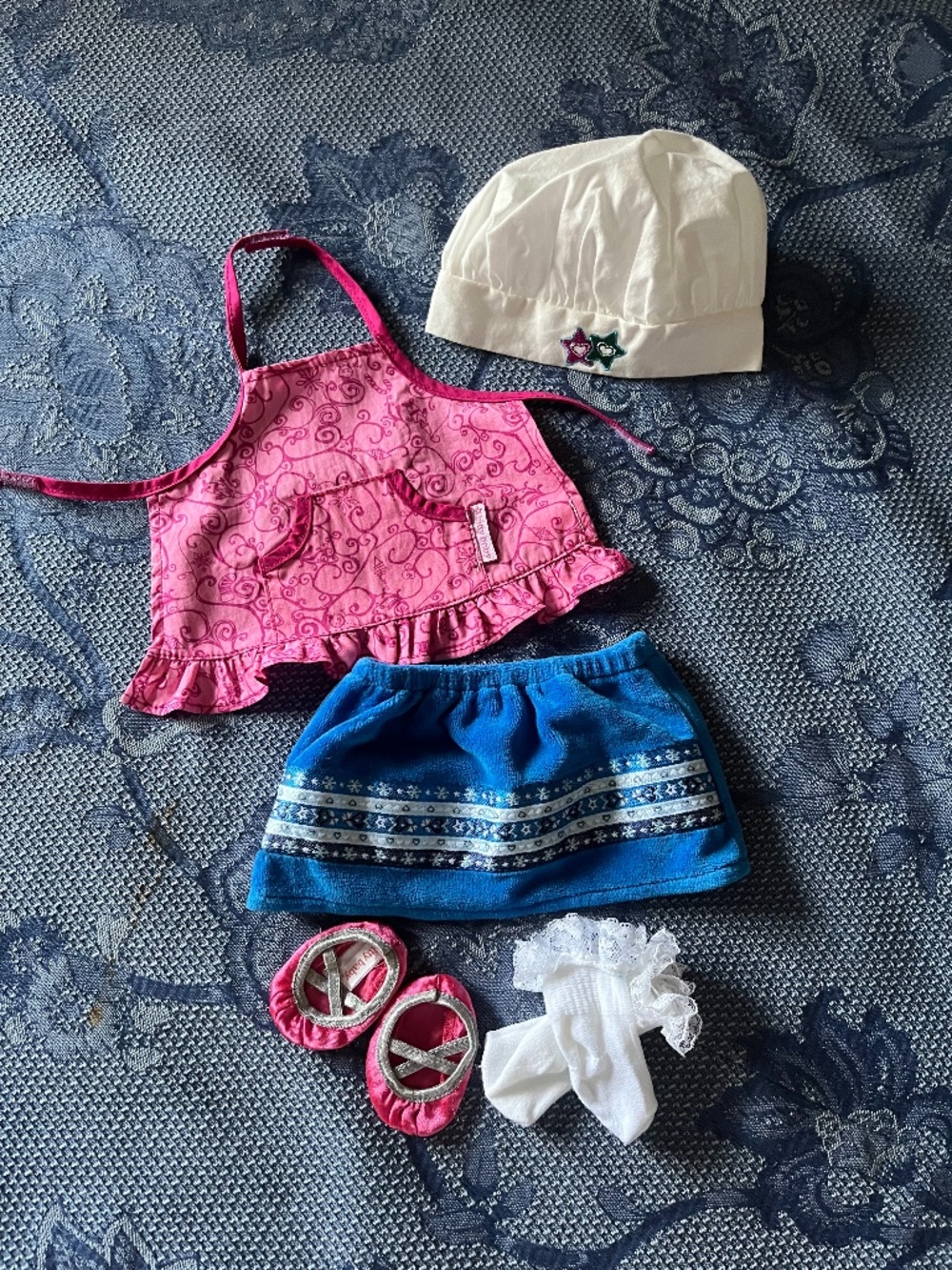 Lot of Bitty Baby by American Girl doll accessories & clothing 5 items